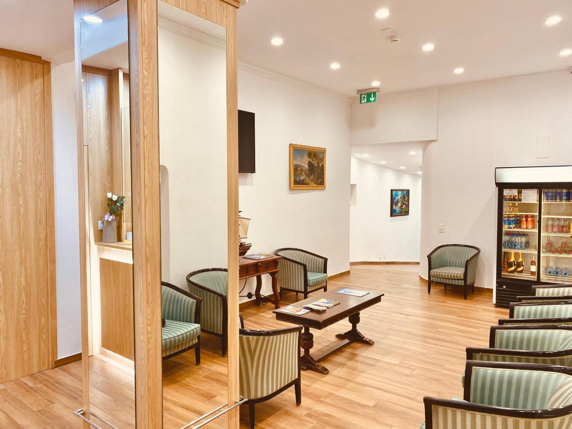 Hotel Garni Montaldi Muralto ภายนอก รูปภาพ