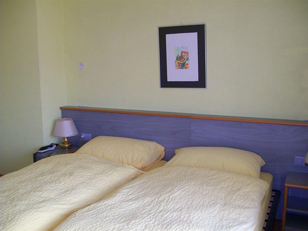 Hotel Garni Montaldi Muralto ภายนอก รูปภาพ
