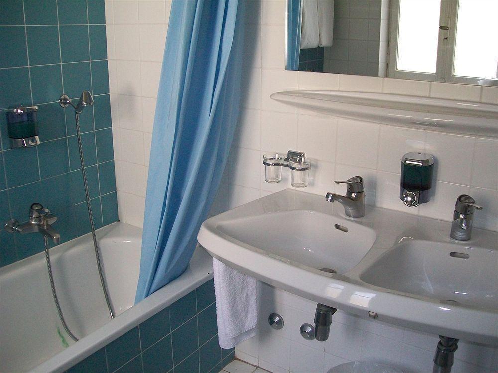 Hotel Garni Montaldi Muralto ภายนอก รูปภาพ